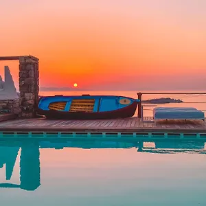 Tharroe Of Mykonos Boutique ***** Mykonos Town
